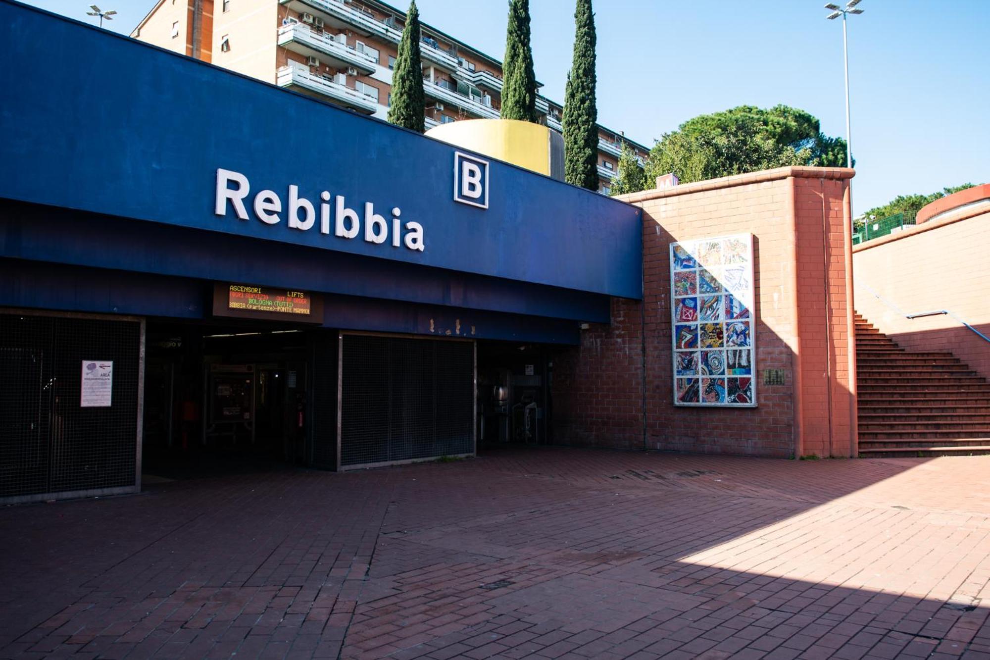 Apartamento Rebibbia Guest Art Metro B Roma Exterior foto