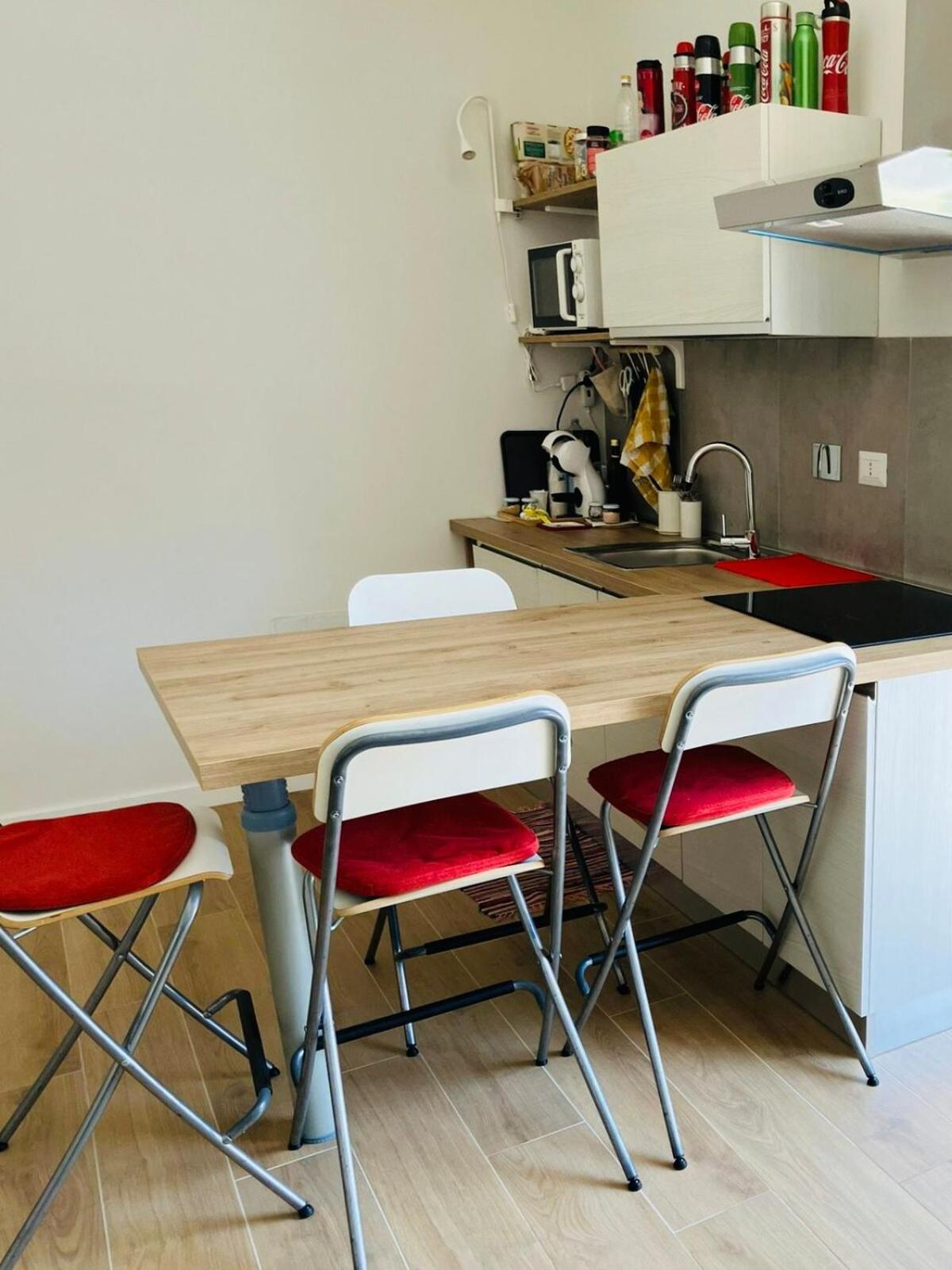 Apartamento Rebibbia Guest Art Metro B Roma Exterior foto